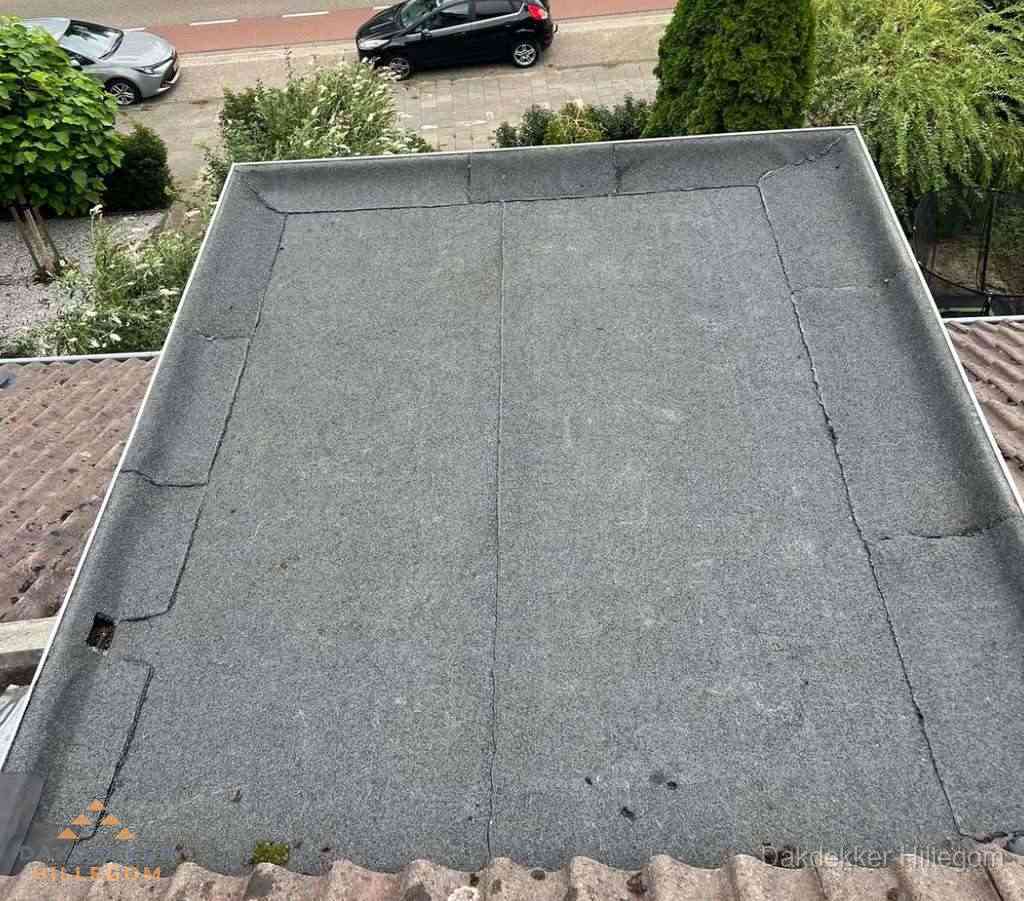Dakbedekking schuur met bitumen in Hillegom