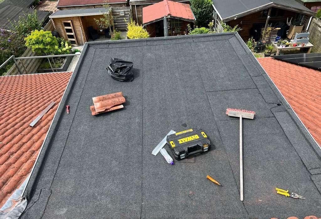 Kosten Besparen Bij Selecteren Dakdekker Hillegom